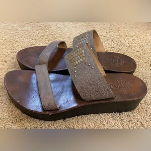 Calllen Cordero Brown Leather Sandals with Studded Straps Size 8